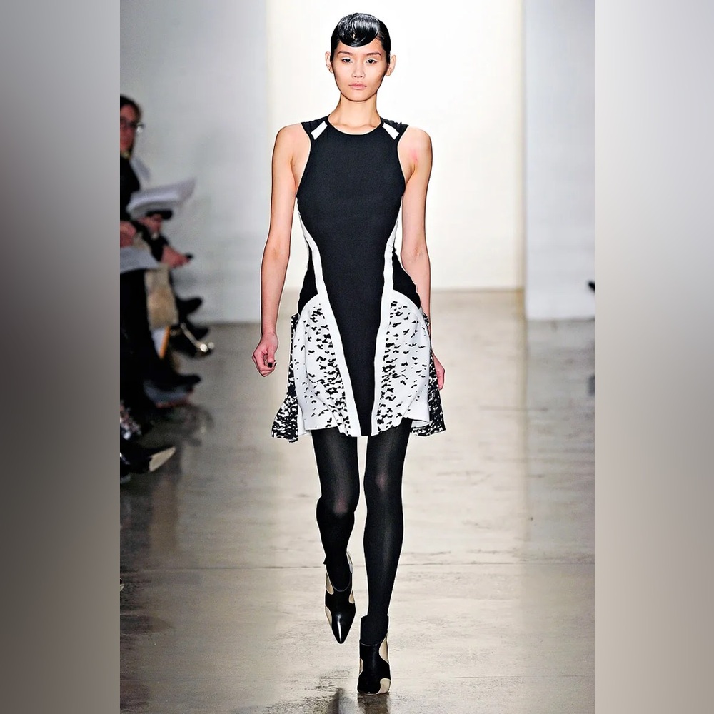 Ohne Titel Runway Dress Sleeveless Fit & Flare Black White Colorblock Silk